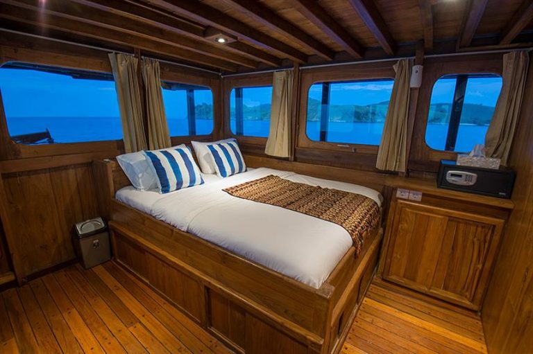 neomi-cruise-cabin