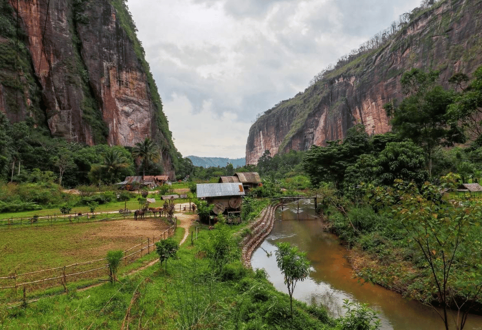 harau valley