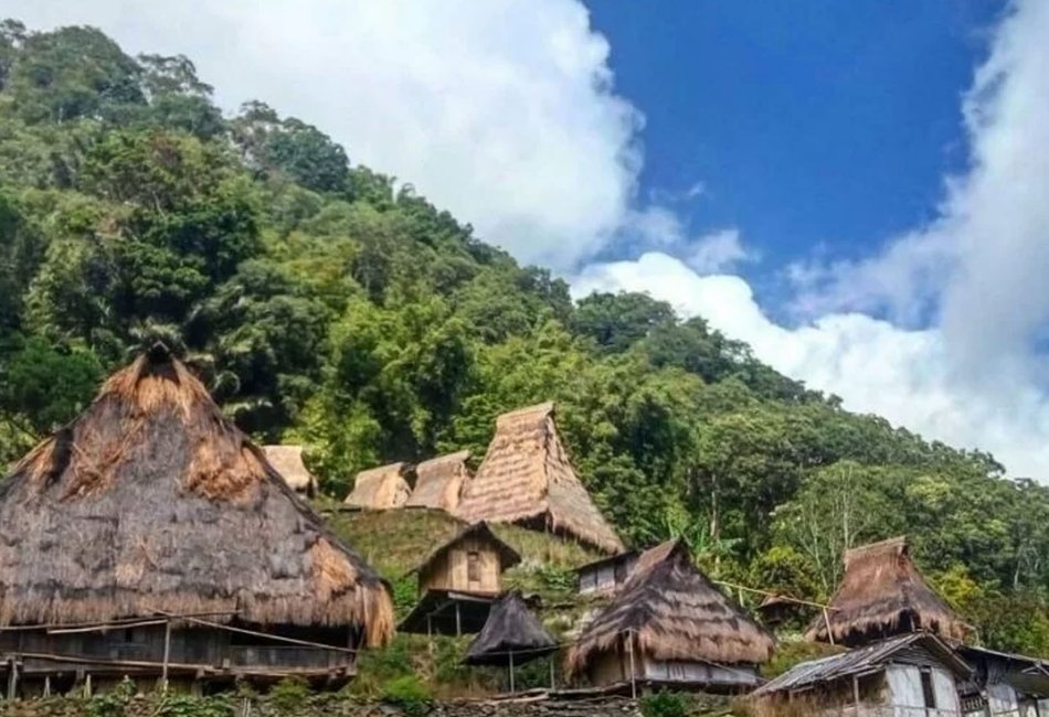 Flores cultural tour experience in Indonesia