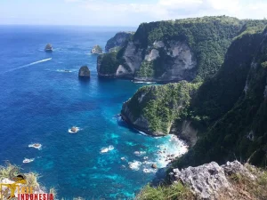upscale travel experience indonesia