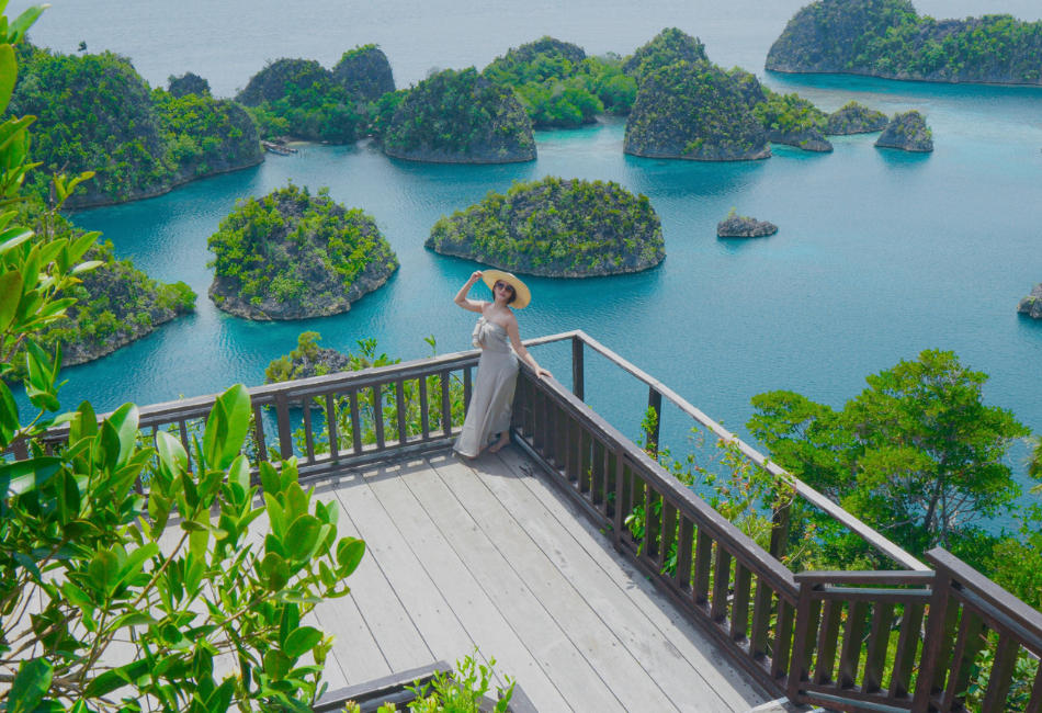 Best Time to Visit Raja Ampat: Diving & Island Seasons